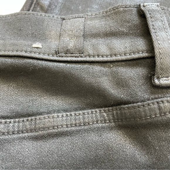 7 For All Mankind Slim Kick High Rise Cropped Flare Jeans in Coated Black sz 31 - Picture 14 of 15